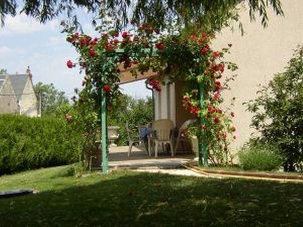 Bed and Breakfast Au Repos Saint-Jean Chinon Exterior foto